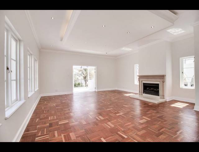 5 BEDROOM HOUSE FOR SALE IN DAINFERN GOLF ESTATE